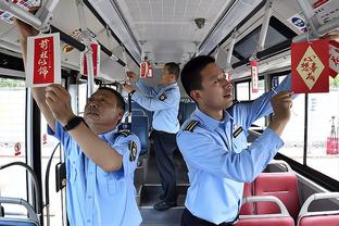 申花队员：海港队没少在定位球上下功夫，花样挺多的